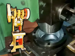 Cut Extruded Parts Power Press